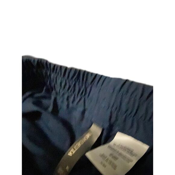 Mondetta Navy Shorts. Size XL. NWOT
Elastic tie waist - Picture 3 of 4